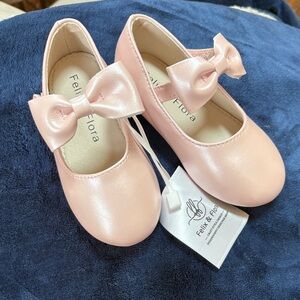 Felix & Flora Pink Dress Shoes for Kids